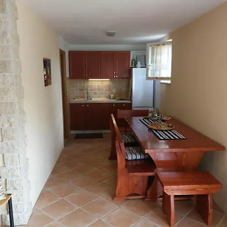 Apartment Ban